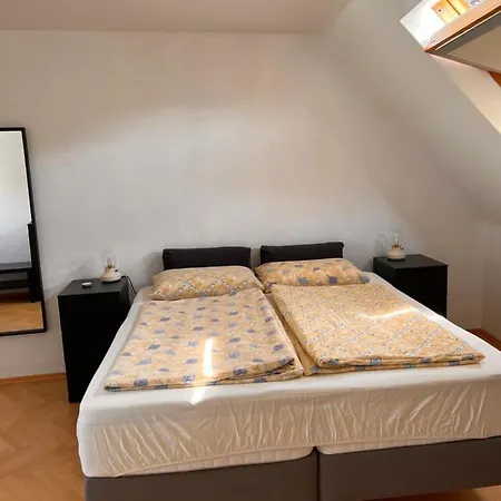Ratana Apartment